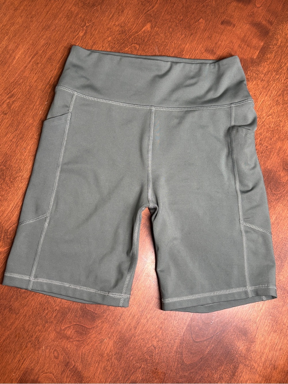 American Eagle Outfitters High-Rise Bike Shorts - Olive Green